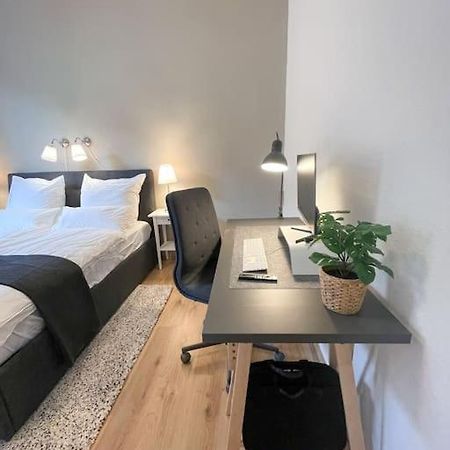 Modern Cozy Apt. -With 2 Tv, Netflix And Work Desk Эссен Экстерьер фото